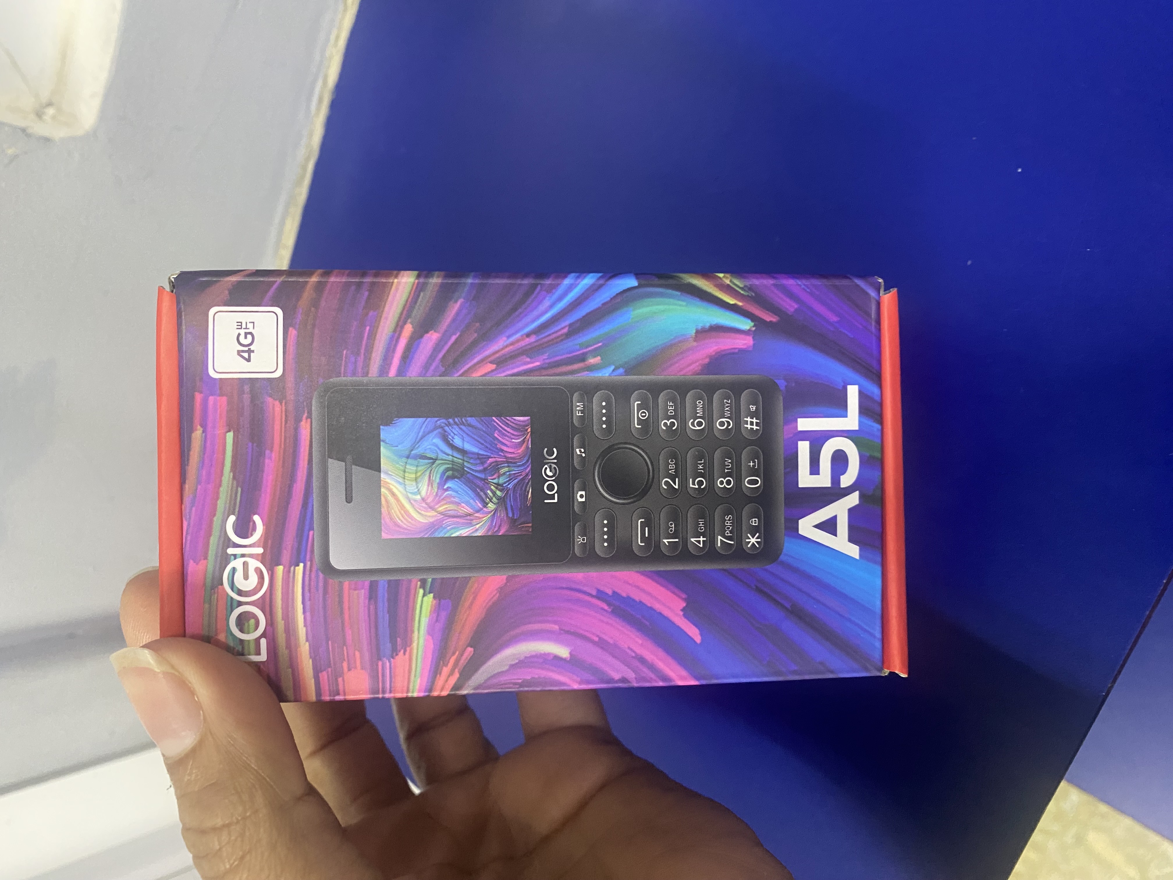celulares y tabletas - LOGIC A 5L 4