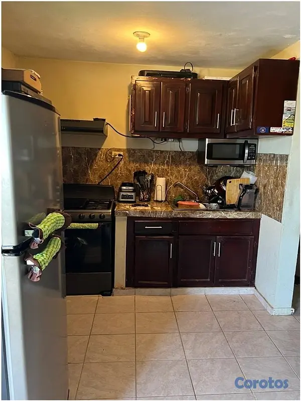 casas - VENDO CASA 2 NIV.,  3 APTOS + SOLAR ATRAS, 423 Mts 5