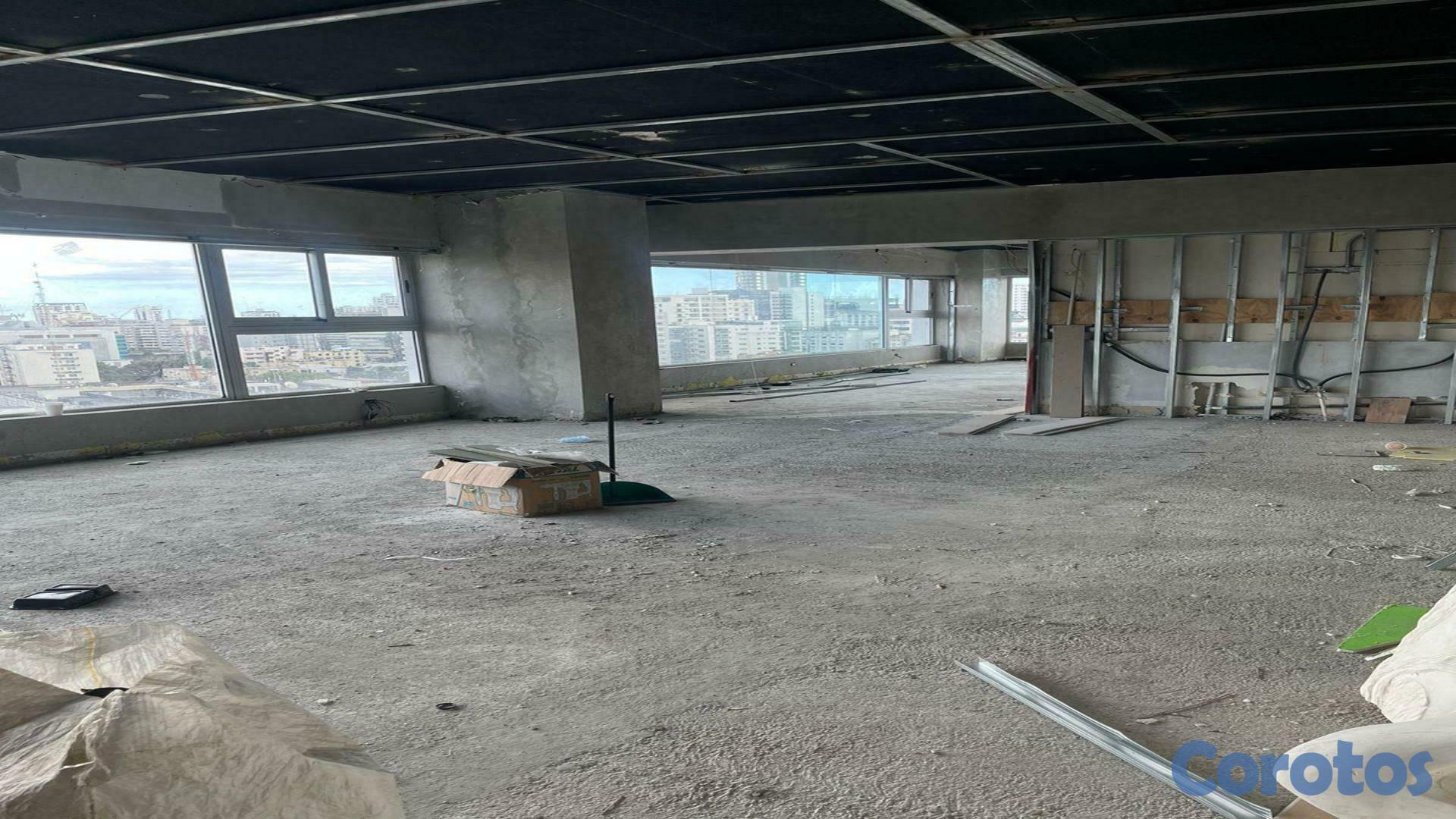 oficinas y locales comerciales - LOCAL COMERCIAL PARA RESTAURANTE EN TORRE DE LUJO 4