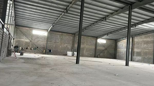 oficinas y locales comerciales - Alquilo Nave nueva 400 Mts en Villas Agricolas 3