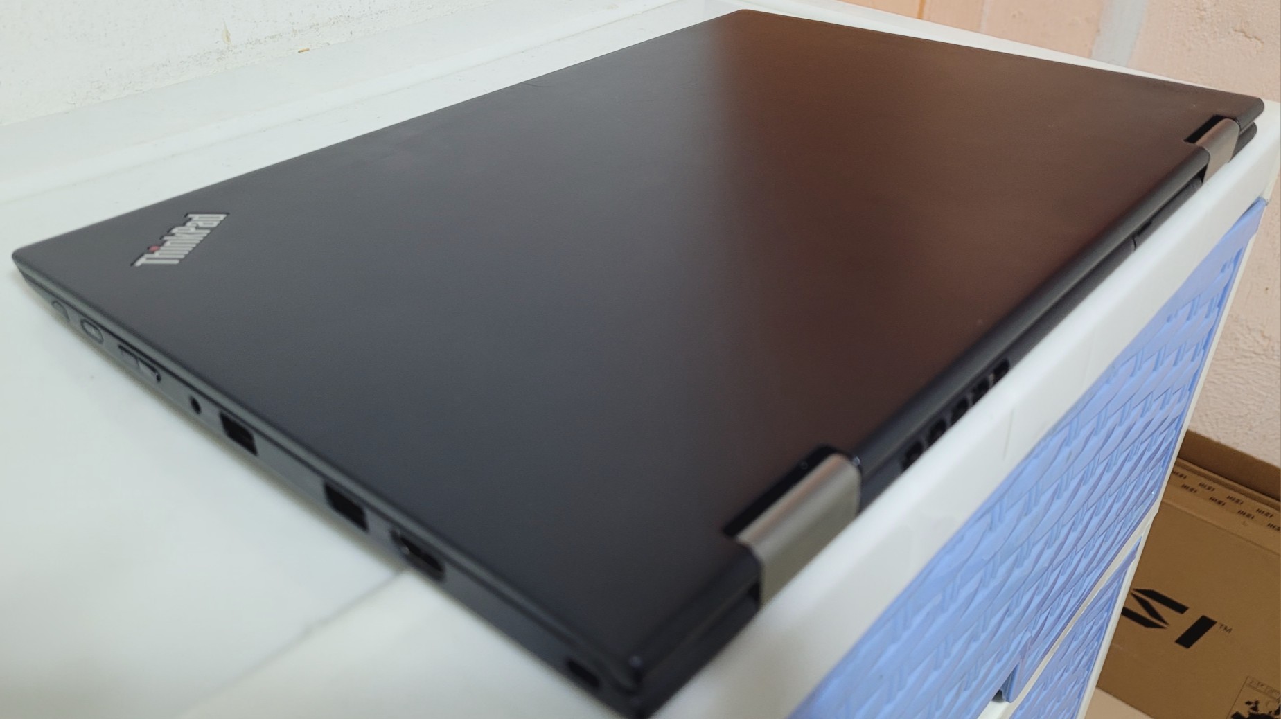 computadoras y laptops - Lenovo p50 17 Pulg Core i7 Ram 16gb Disco 1tb SSD Nvidea 4gb Dedicada 2