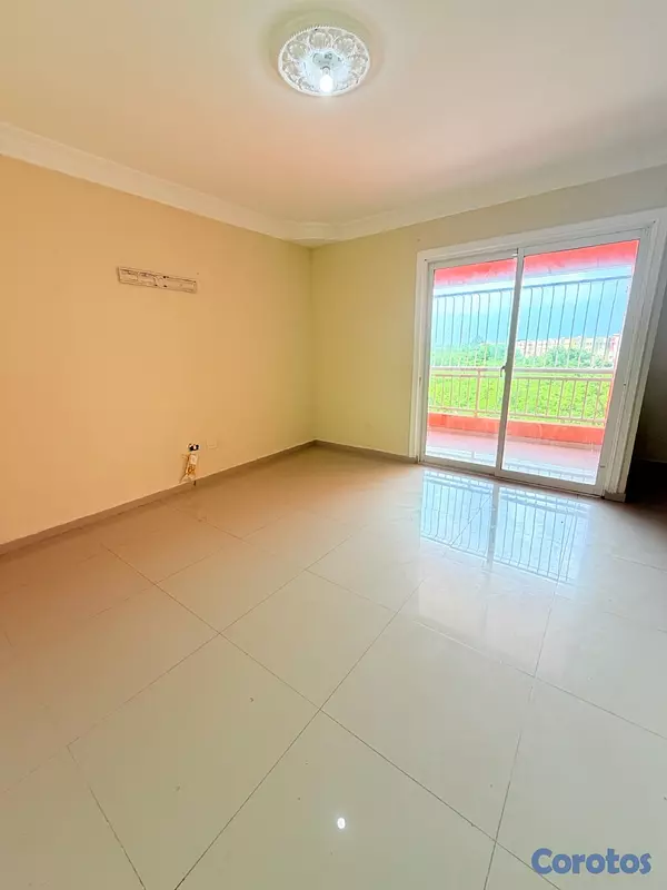 apartamentos - venta de apartamento 4to piso con terraza techada en la autopista de san isidro 11