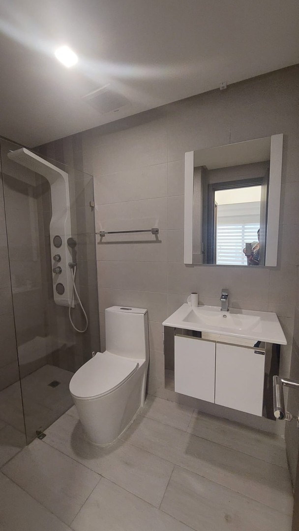 apartamentos - Se alquila y se vende hermoso apartamento  amueblado en Torre de Bella Vista 1 6