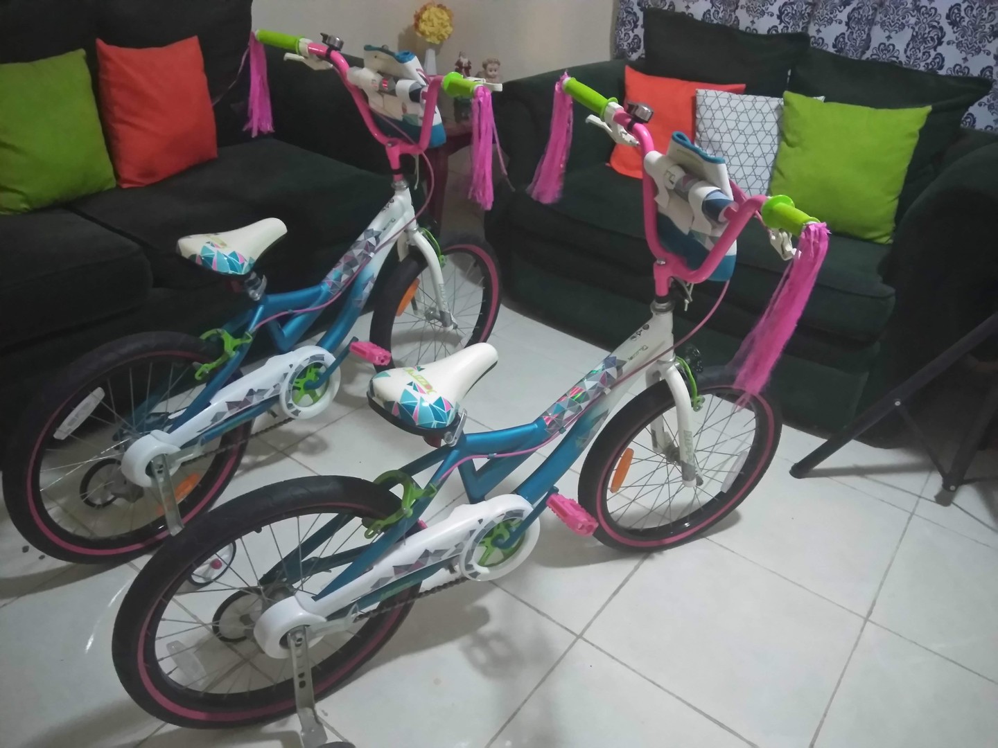 juguetes - De oportunidad bicicletas nuevas BMX aro 20 para niñas RD$7,500 c/u