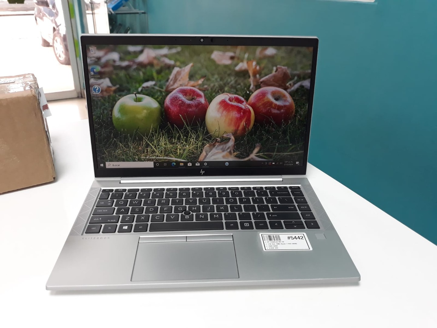 computadoras y laptops - Laptop, HP EliteBook 845 G8 / 11th Gen, AMD Ryzen 7 PRO 5850U / 16GB DDR4 / 512G
