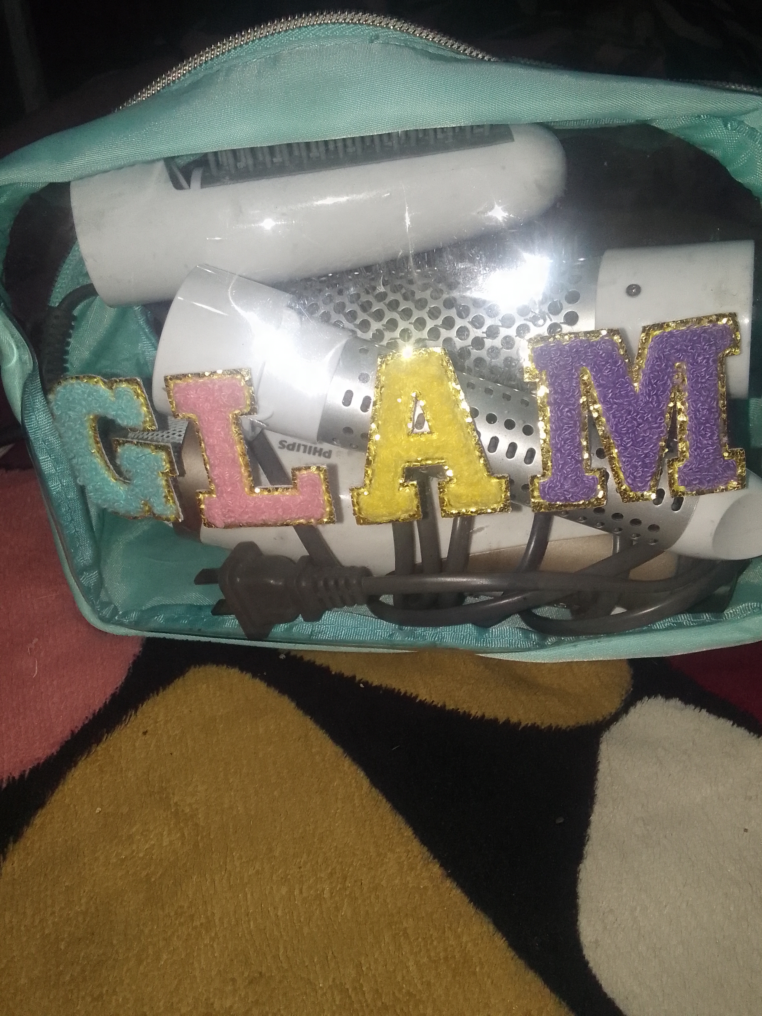 otros electronicos - un secador portable y un estuche  1