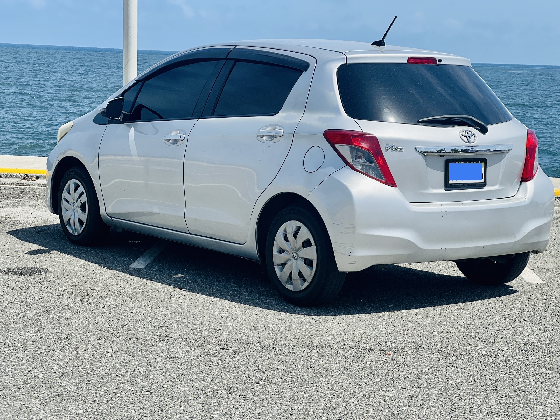 carros - Toyota Vitz 2011 en venta de oportunidad, 4 cilindros 7