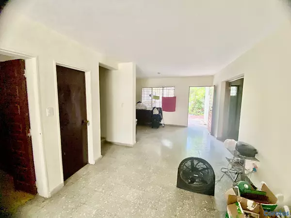 oficinas y locales comerciales - se alquila casa  8