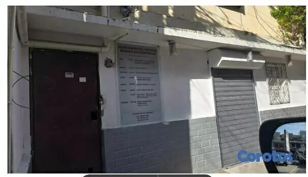 otros inmuebles - PLaza Comercial Rentada completa a paso linconl 4