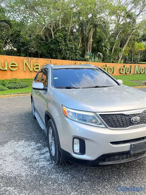 jeepetas y camionetas - Kia sorento 2015 3