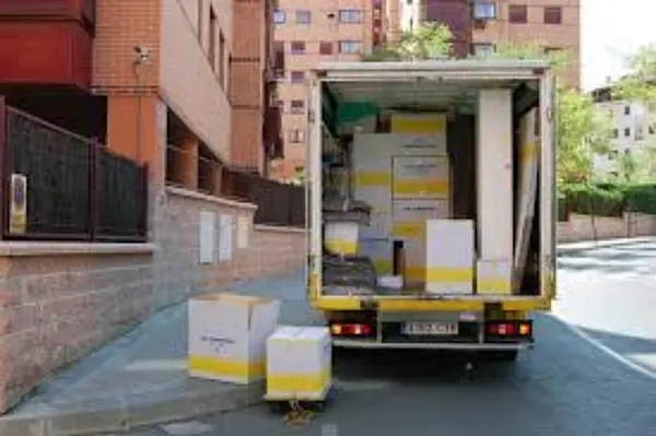 servicios profesionales - TRANSPORTE, MUDANZA Y ACARREO MALECÓN 3