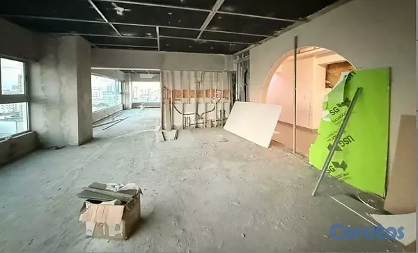 oficinas y locales comerciales - Local comercial en alquiler en Piantini con Vista Panorámica 360° 7