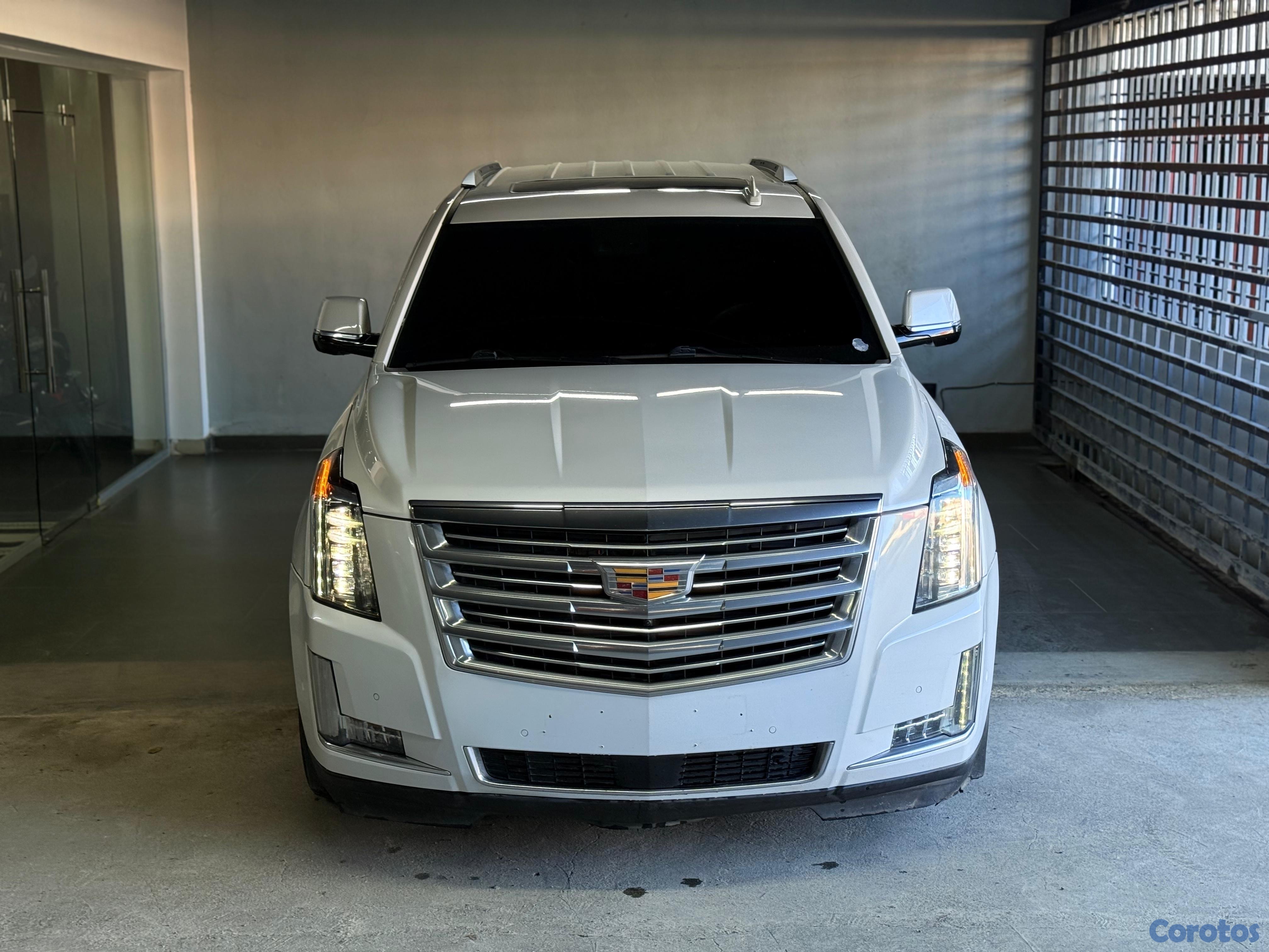jeepetas y camionetas - Cadillac Escalade Platinum 2018 – 4x4  4