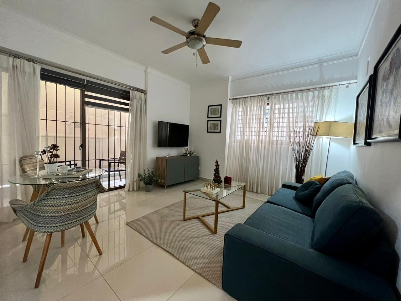 apartamentos - Apartamento amueblado en Piantini 0