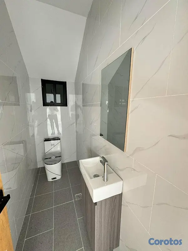 casas - CASA MODERNA EN SANTO DOMINGO ESTE  12