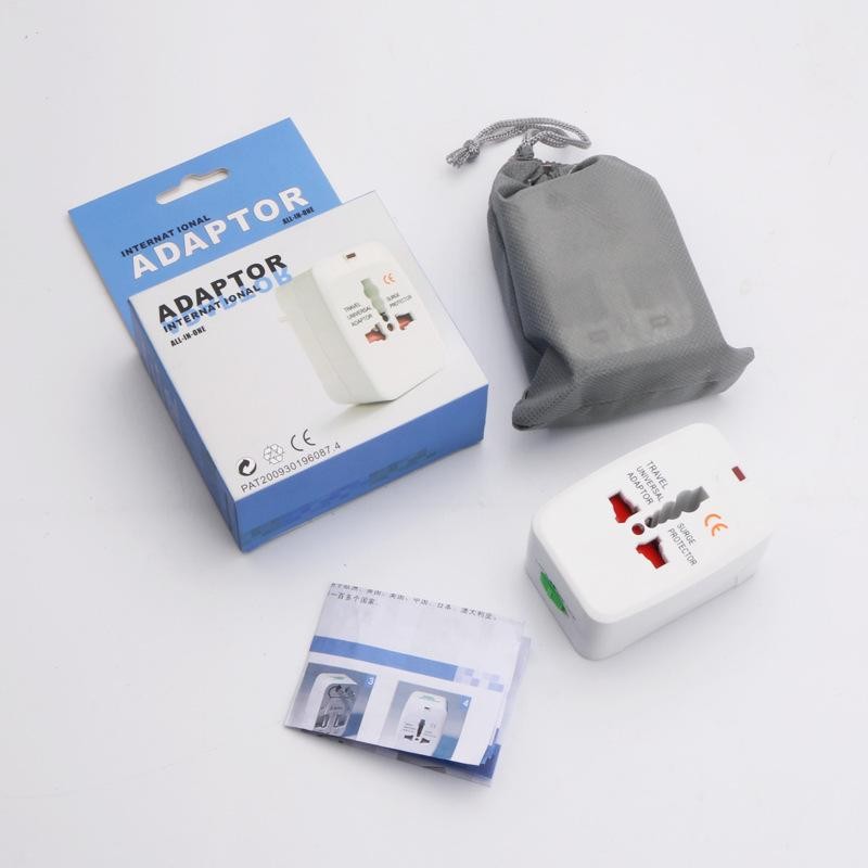 otros electronicos - Adaptador de enchunfe universal 3