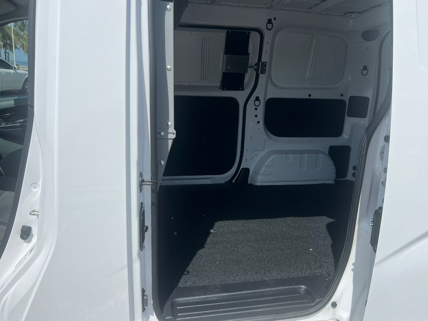 jeepetas y camionetas - Nissan NV 200 2021 5