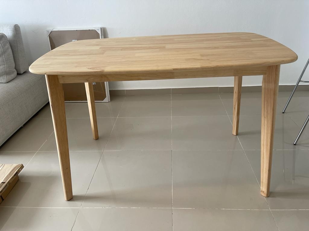 muebles y colchones - Mesa de comedor madera REAL maciza  0