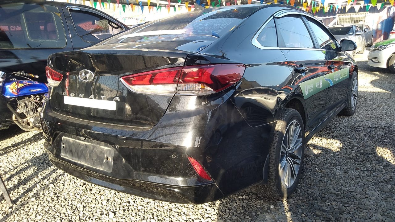 carros - HYUNDAI SONATA NEW RISE 2018 NEGRO 3