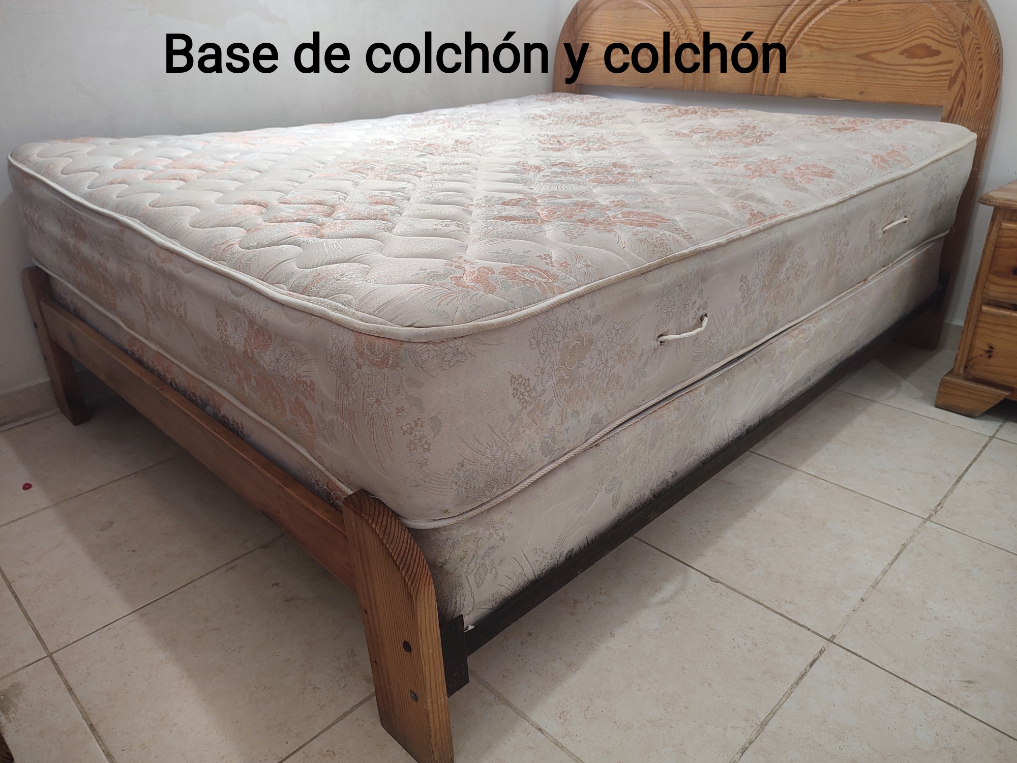 muebles y colchones - Vendo juego de habitación completo, cama Queen con colchón 2