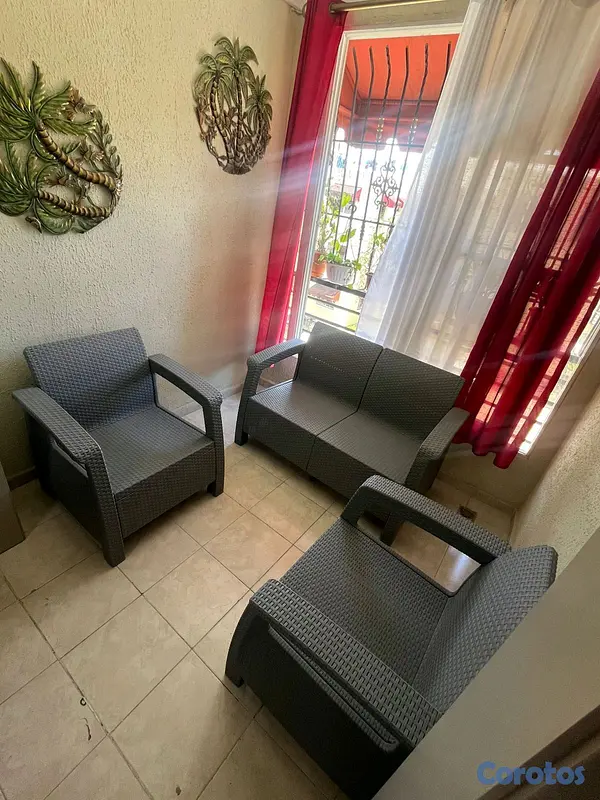 muebles y colchones - Juego de terraza (3 piezas) en excelente estado 2