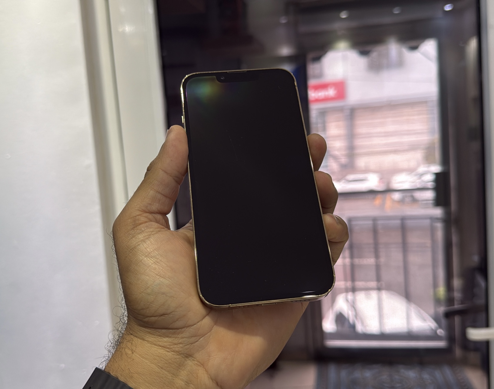 celulares y tabletas - iPhone 13 Pro 256GB Gold Como Nuevo RD$ 31,500 NEG 2