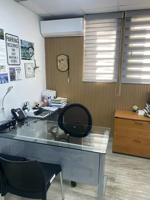 oficinas y locales comerciales - Venta local comercial y de oficina de 248m2 - Naco 3