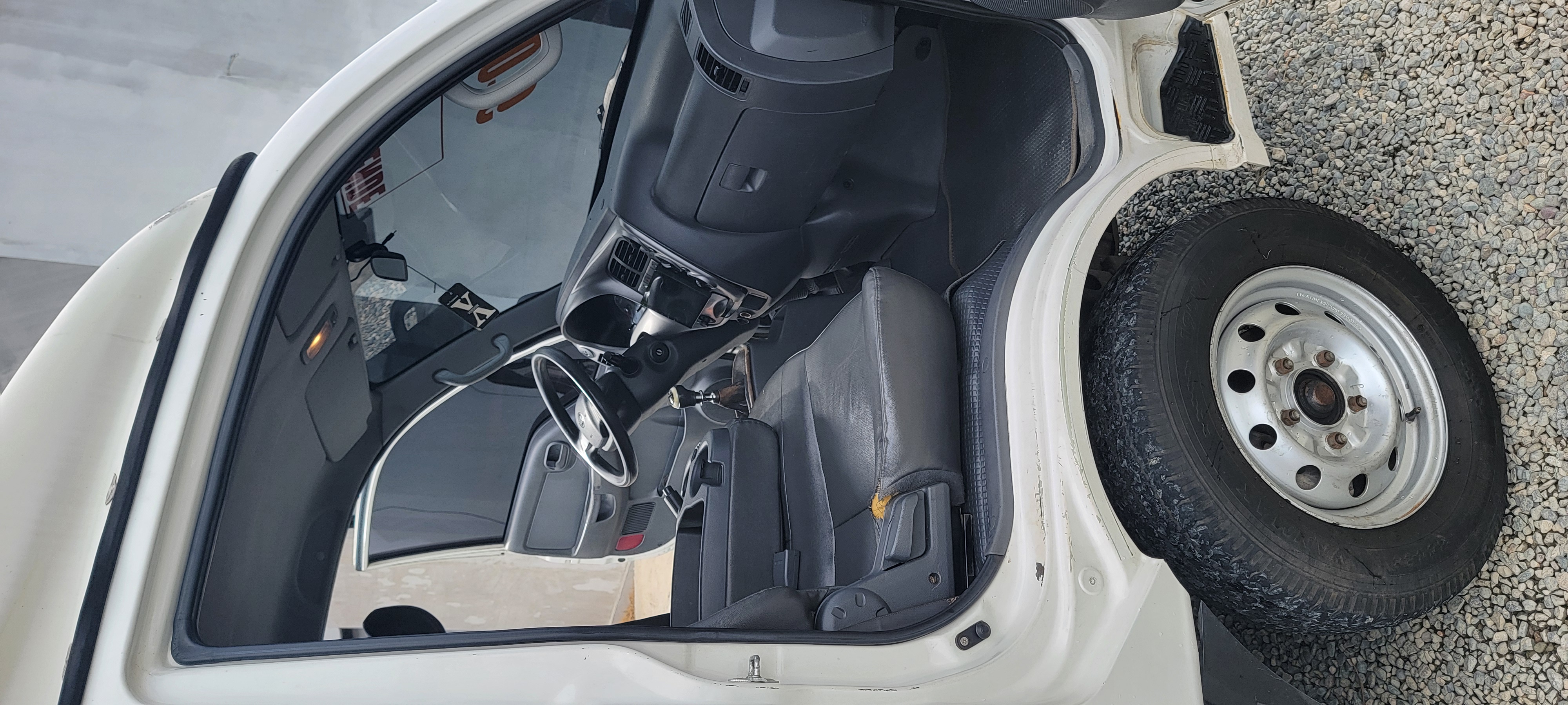 camiones y vehiculos pesados - KIA BONGO CON FURGON  2016 3