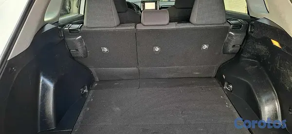 jeepetas y camionetas - Toyota RAV4 LE 4X4 , AÑO 2020 3