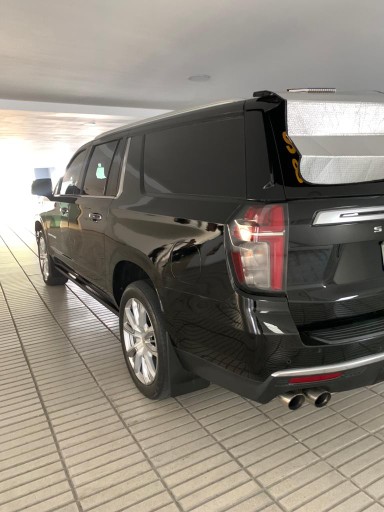 jeepetas y camionetas - Chevolet suburban 2021 4