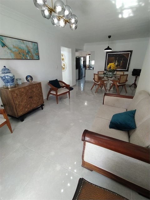 apartamentos - Venta de apartamento 4to piso con terraza próximo a la avenida España  6