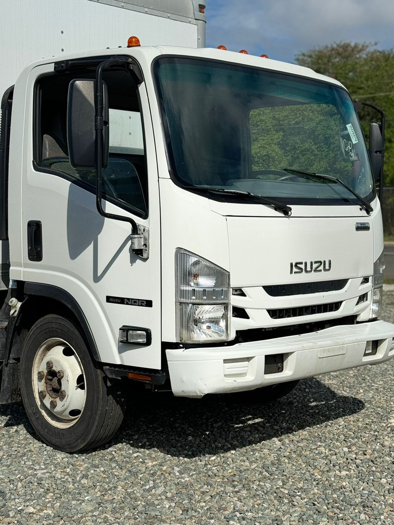 camiones y vehiculos pesados - Camión isuzu NRR 2016, recién importado  9