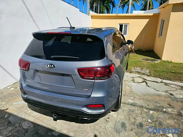 jeepetas y camionetas - kia sorento  8