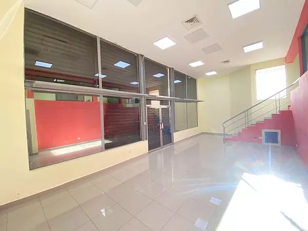 oficinas y locales comerciales - Alquiler local céntrico en Evaristo  3