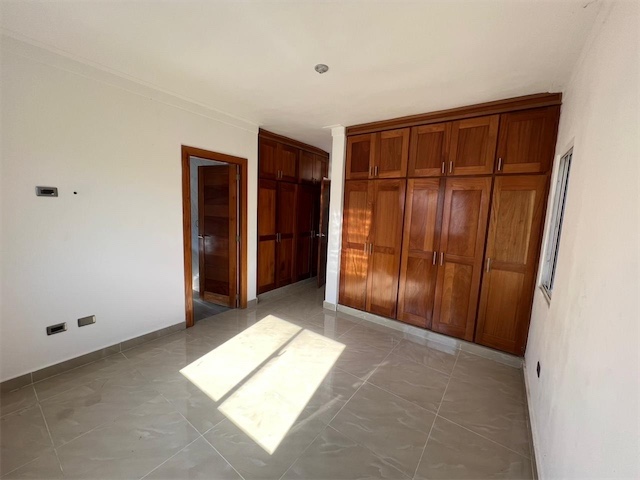 apartamentos - Venta de apartamento 2do Nivel con terraza en avenida ecológica de 175mts  5