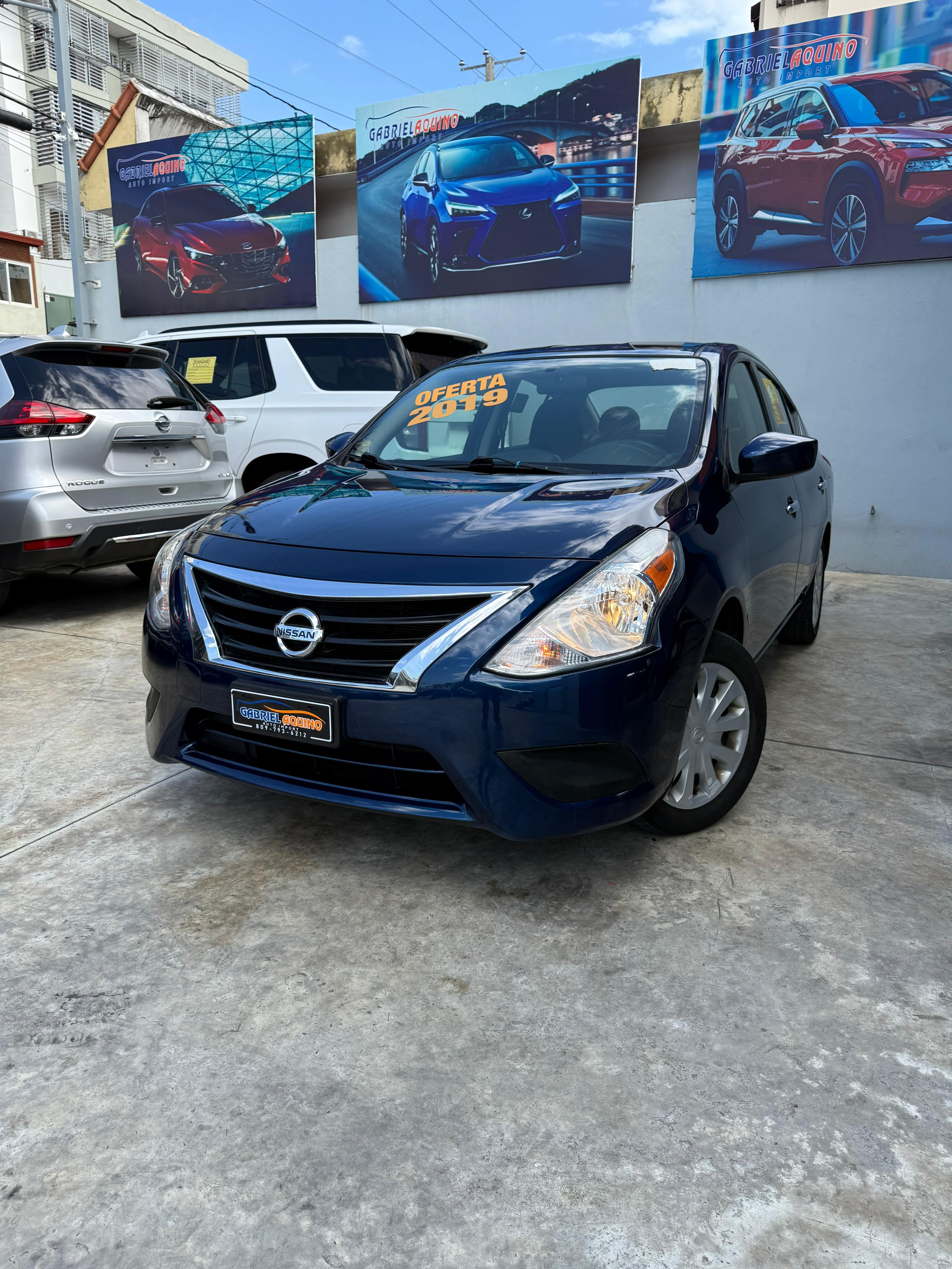 carros - nissan versa sv 