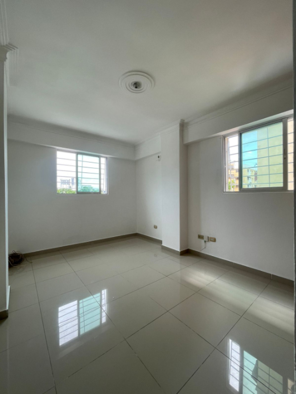 apartamentos - Apartamento en Venta Colina de Los Rios 3
