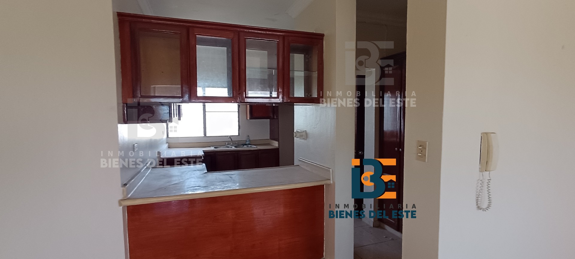 apartamentos - SE Vende Apartamento de Oportunidad en Las Rocas, Miramar 2