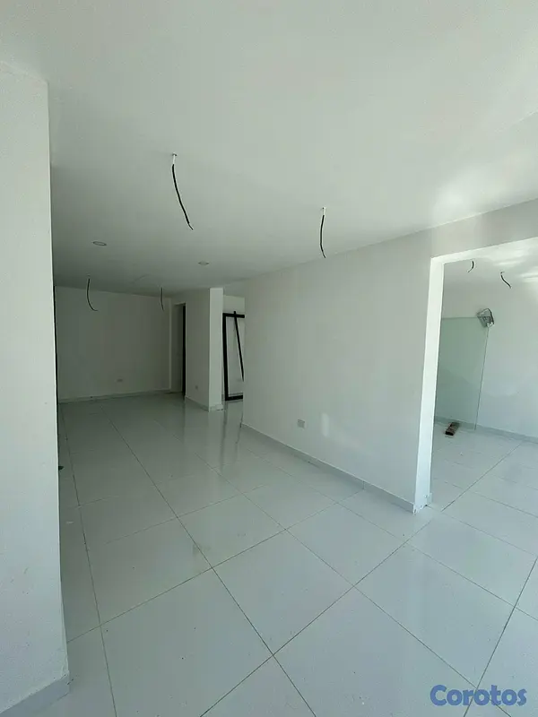 oficinas y locales comerciales - Alquilo Local Comercial de 79 Metros en 1er Piso en Urbanización Fernández PD540 4