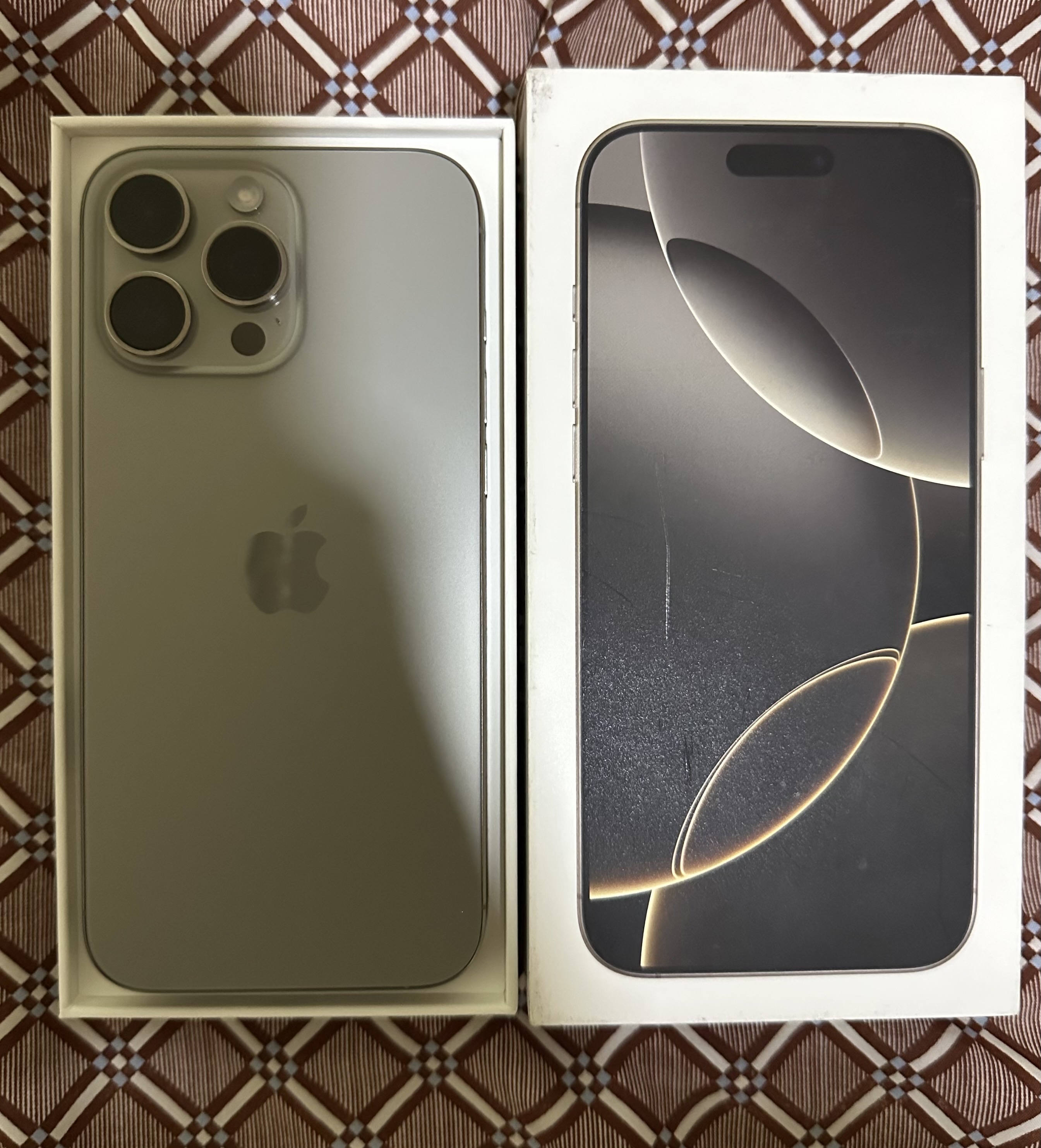 celulares y tabletas - IPhone 16 Pro Max Sim Físico y E-Sim  2
