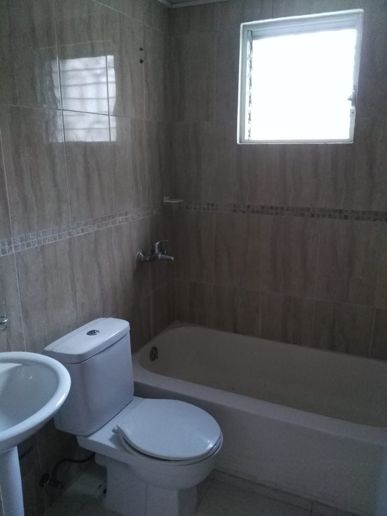 apartamentos - Vendo apartamento 
República de Colombia 
Con Jacobo (casi en la misma esquina)
 8