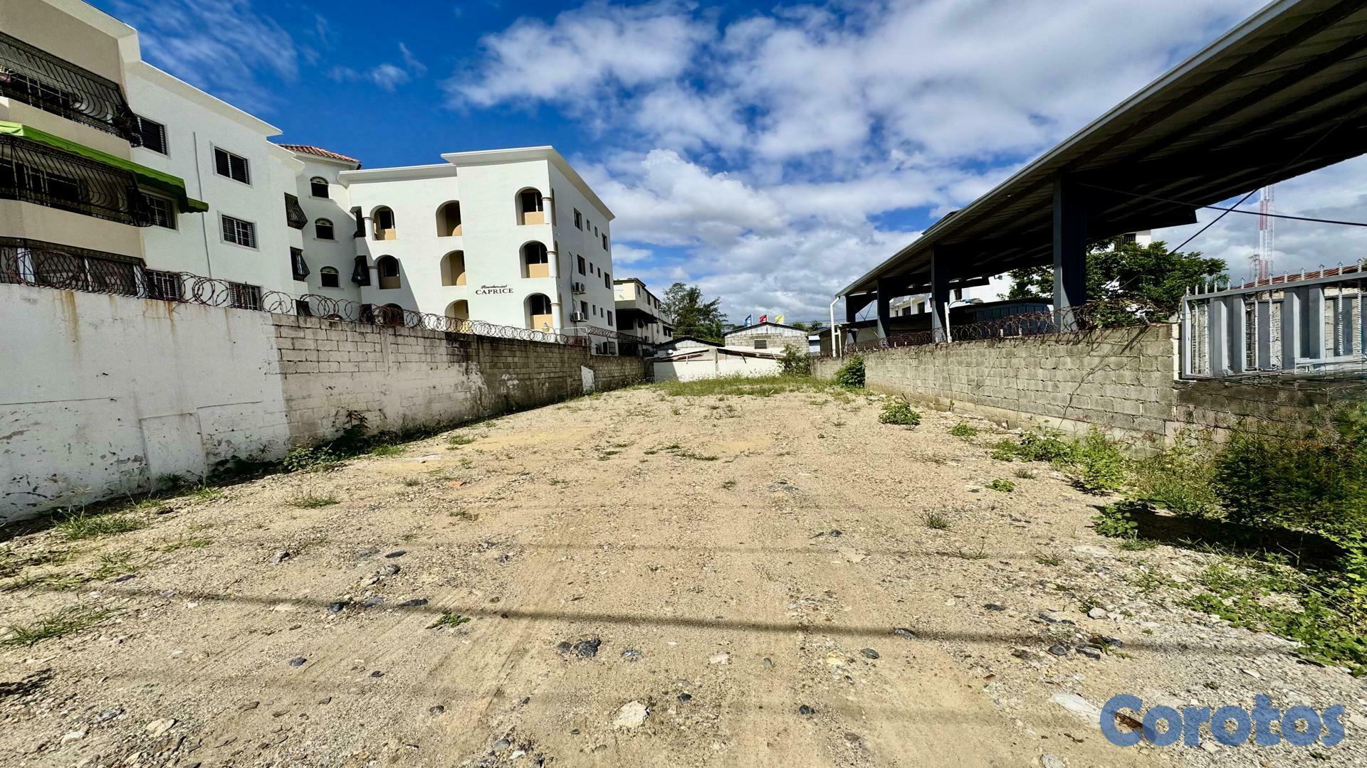 solares y terrenos - TERRENO 345 METROS DE RENTA EN LOS COLEGIOS SANTIAGO 1