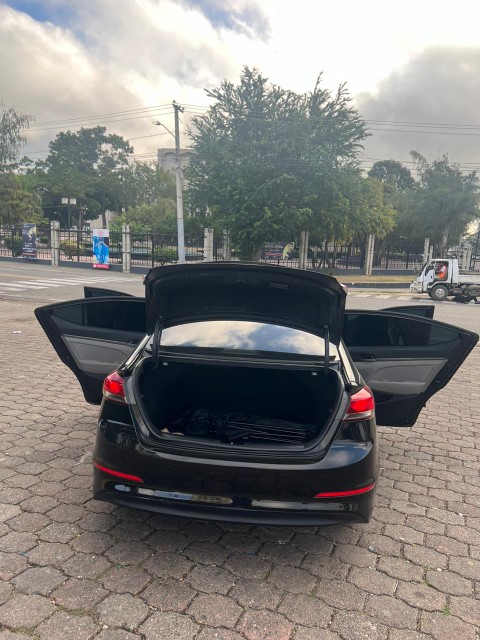 carros - Hiunday elantra 2017 3
