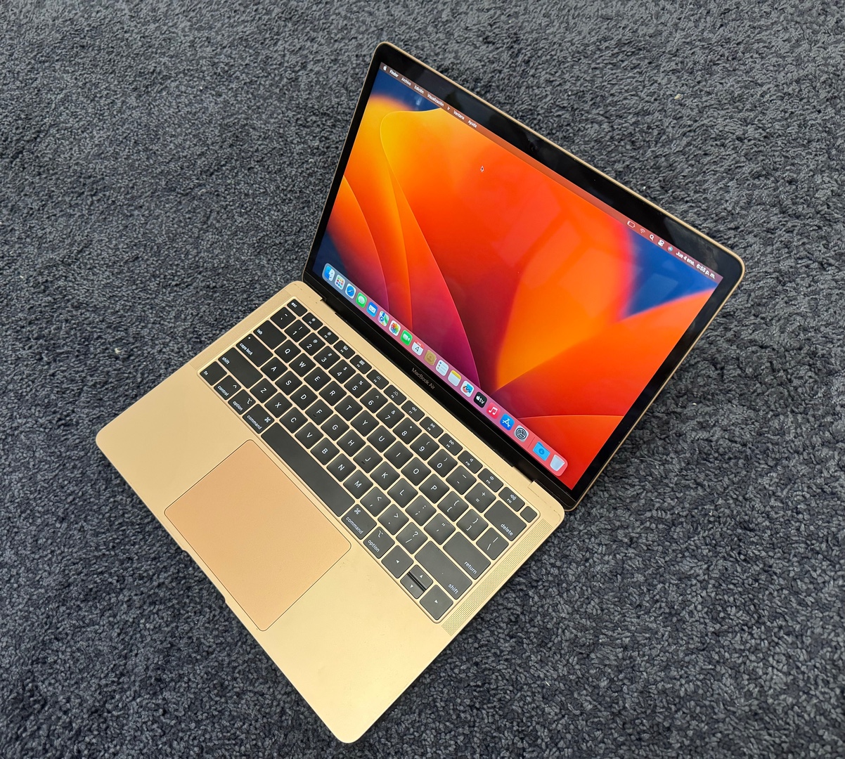 computadoras y laptops - Vendo MacBook Air 13.1 inch / i5/ 1.6ghz / 128GB Rose Gold Como Nueva RD$ 28,500