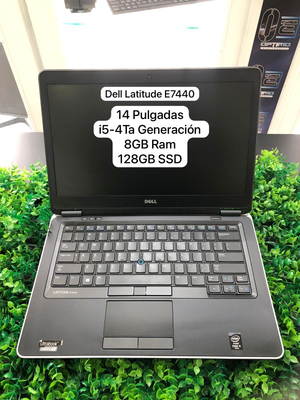 computadoras y laptops - Laptop Dell Latitude E7440 13.5", i5-4Ta, 8GB Ram, 128GB SSD