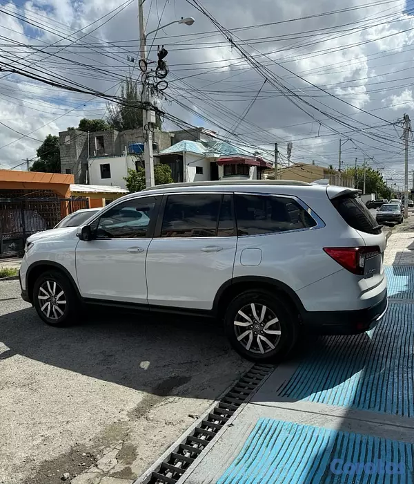 jeepetas y camionetas - Honda Pilot EX 2020  4