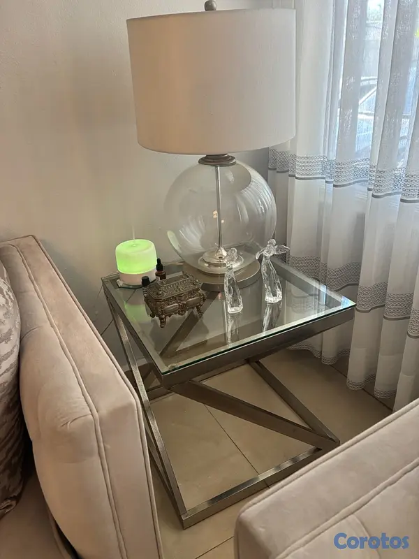 muebles y colchones - Estoy remodelando la casa y vendo 3 mesas por 15,000 2