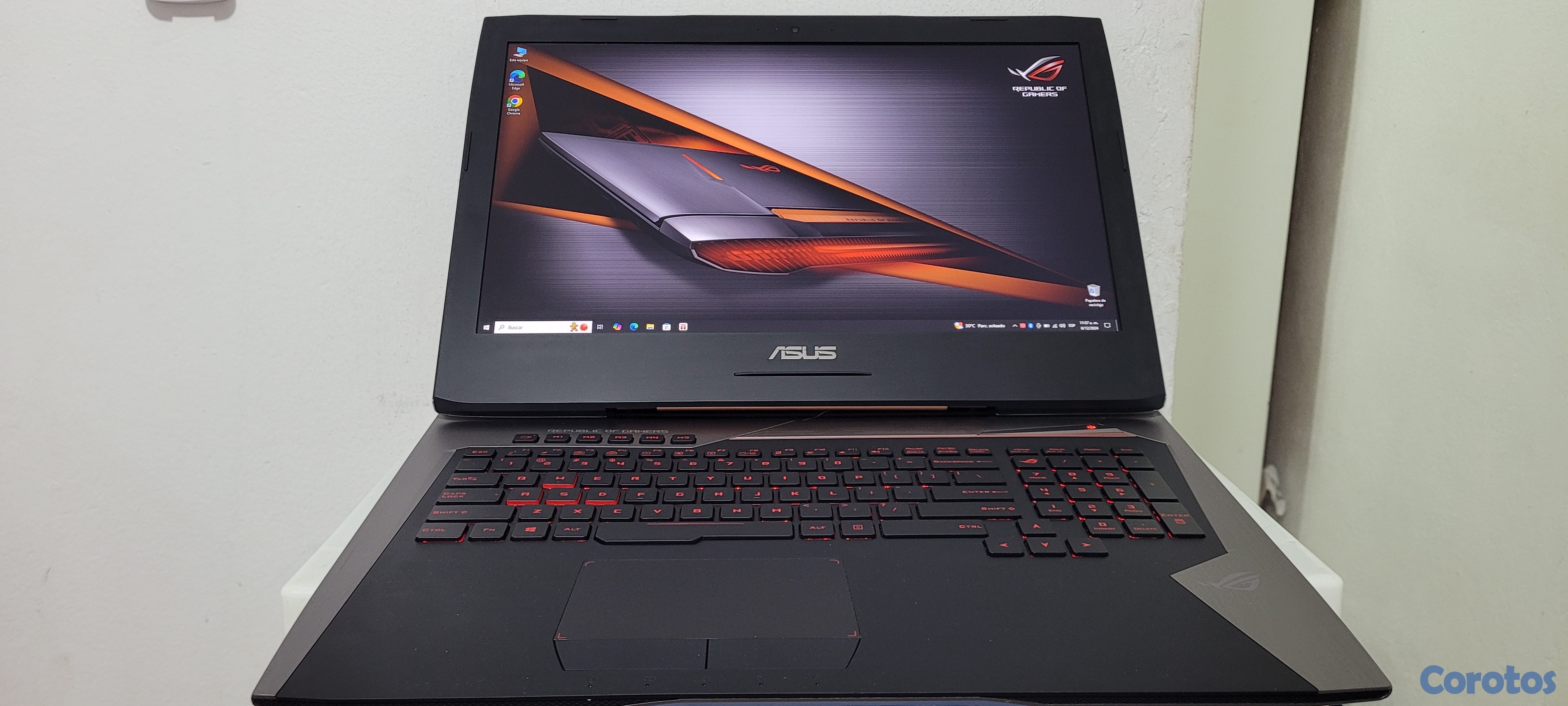 computadoras y laptops - Asus Gamer 17.3 Pulg Core i7 2.7ghz Ram 32gb disco 256gb SSD Y 1tb Gtx 1070 8gb  2