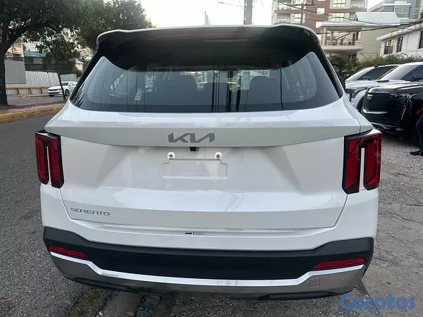 jeepetas y camionetas - Kia Sorento EX  5
