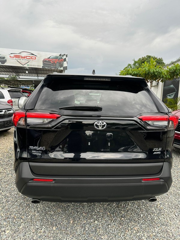 jeepetas y camionetas - Toyota rav4 2020 Premium  3